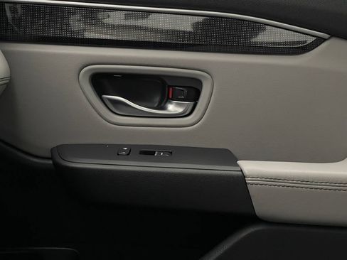 Used 2025 Honda Pilot Elite image 44