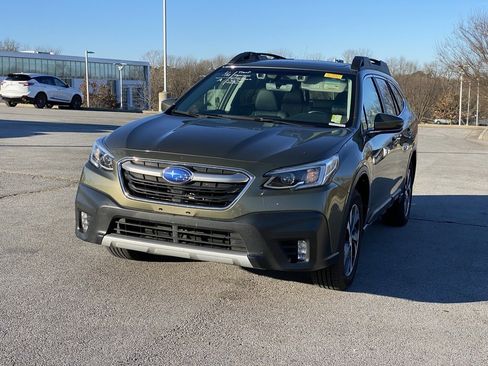 Used 2021 Subaru Outback Limited image 3