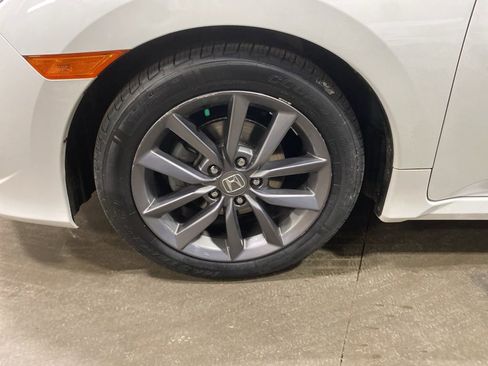 Certified 2019 Honda Civic EX image 18
