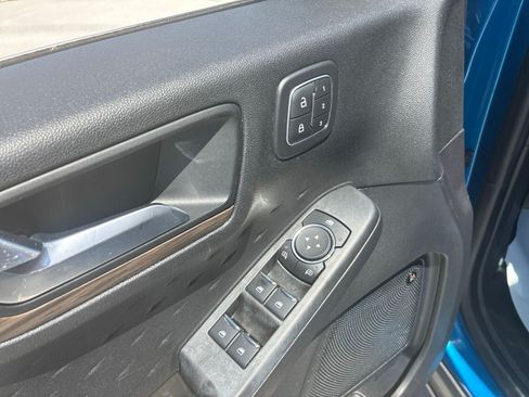 Used 2020 Ford Escape Titanium AWD/4WD image 14