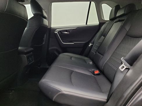 Used 2021 Toyota RAV4 Limited AWD/4WD image 18