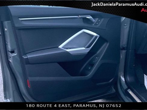 Used 2025 Audi Q3 2.0T Premium w/ Convenience Package image 15