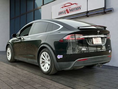 Used 2017 Tesla Model X 100D image 6