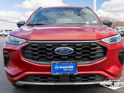 Used 2023 Ford Escape ST-Line w/ Tech Pack #1 image 2