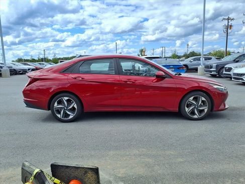 Used 2023 Hyundai Elantra SEL w/ Convenience Package image 24