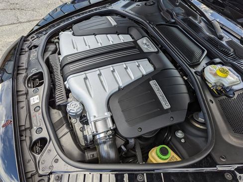 Used 2016 Bentley Continental GT image 46