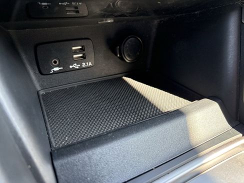 Certified 2023 Subaru Forester Premium w/ Popular Package #2 image 21