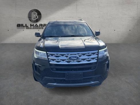 Used 2019 Ford Explorer XLT w/ Equipment Group 202A image 2