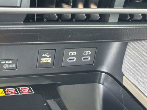 Used 2026 Toyota Camry SE w/ Convenience Package FWD image 20
