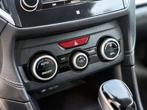 Used 2020 Subaru Impreza 2.0i Limited w/ Popular Package #2 image 31