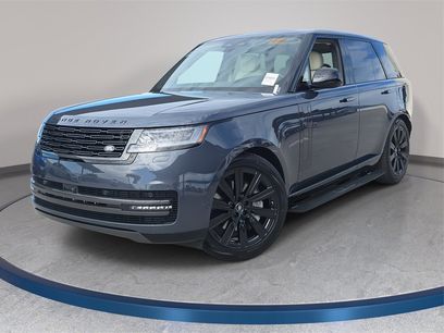 New 2025 Land Rover Range Rover SE