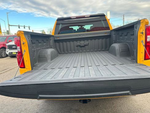 Used 2020 Chevrolet Silverado 1500 Custom Trail Boss w/ Custom Convenience Package AWD/4WD image 5