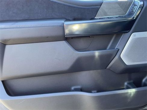 New 2025 Ford F250 Platinum image 13