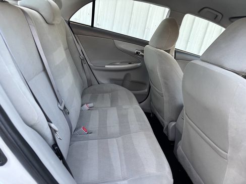 Used 2010 Toyota Corolla LE image 15