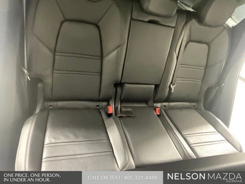 Used 2019 Porsche Cayenne AWD/4WD image 29