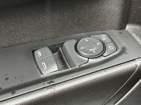 Used 2022 Chevrolet Silverado 1500 W/T w/ WT Value Package image 11