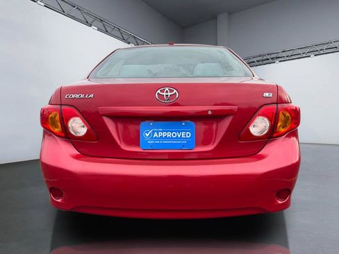 Used 2010 Toyota Corolla LE image 5