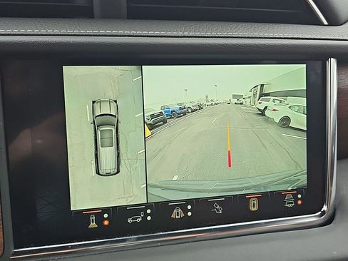 Certified 2023 GMC Yukon Denali Ultimate image 9