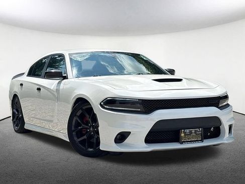 Used 2020 Dodge Charger GT w/ Blacktop Package RWD image 2