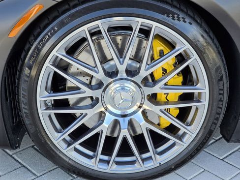 Used 2022 Mercedes-Benz SL 63 AMG 4MATIC image 9