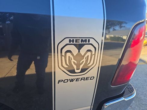 Used 2017 RAM 1500 ST w/ SXT Appearance Group image 30