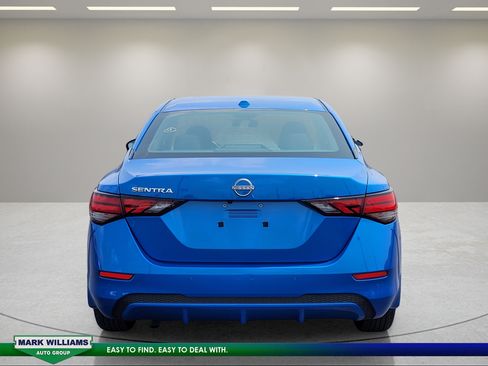 Used 2025 Nissan Sentra SV FWD image 5