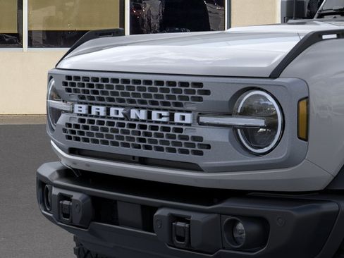New 2026 Ford Bronco Badlands AWD/4WD image 19