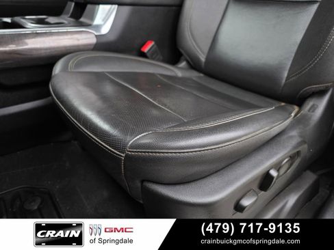 Used 2024 Chevrolet Silverado 2500 LTZ w/ LTZ Convenience Package AWD/4WD image 23