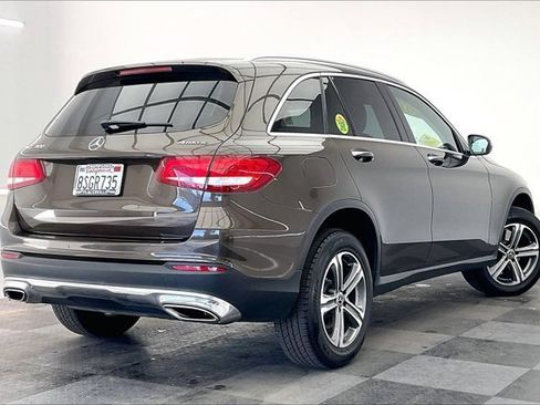Used 2018 Mercedes-Benz GLC 300 4MATIC image 13