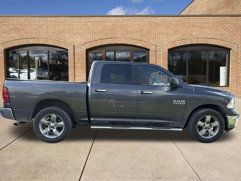 Used 2017 RAM 1500 Big Horn AWD/4WD image 3