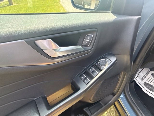 Used 2023 Ford Escape SE FWD image 15