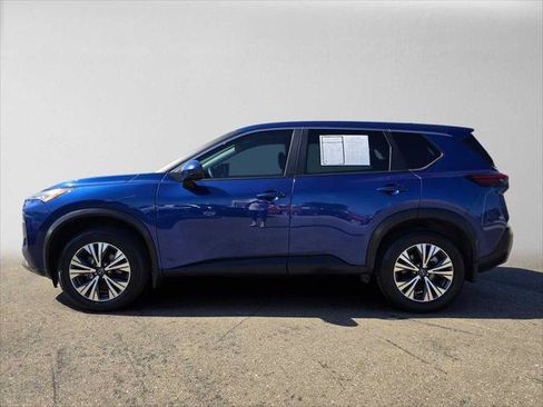 Used 2023 Nissan Rogue SV FWD image 6