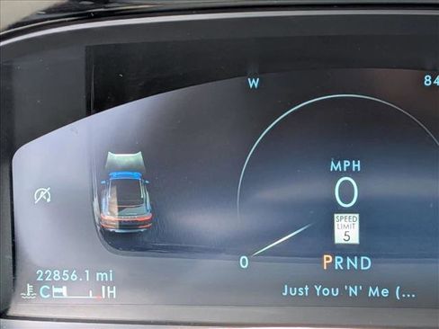 Used 2023 Lincoln Corsair FWD image 11