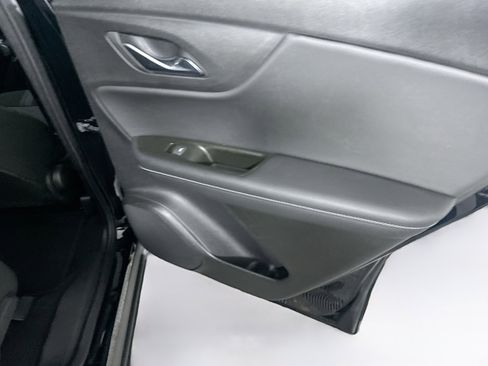 Used 2025 Chevrolet Blazer LT image 28