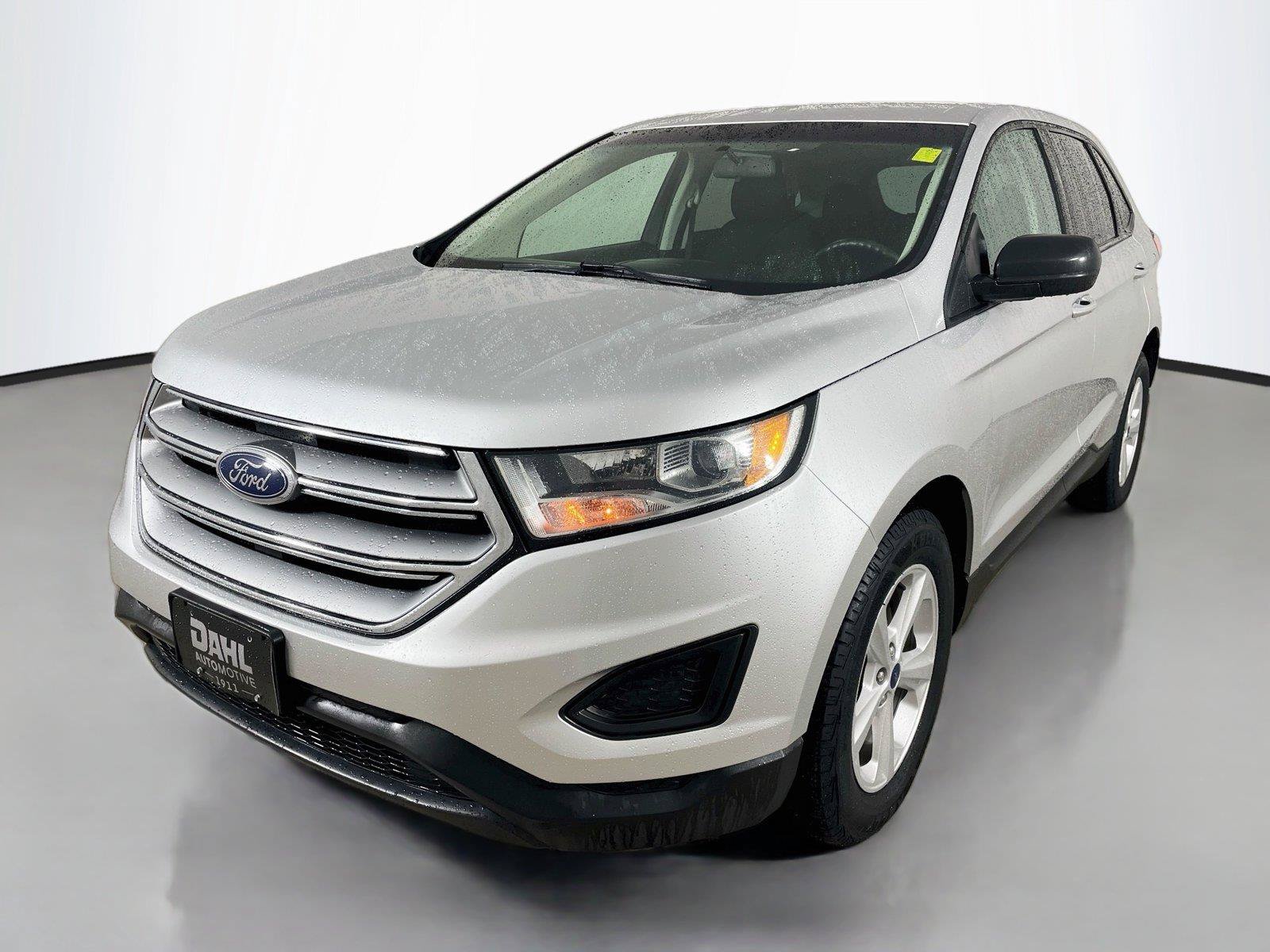 Used 2017 Ford Edge SE AWD/4WD image 4