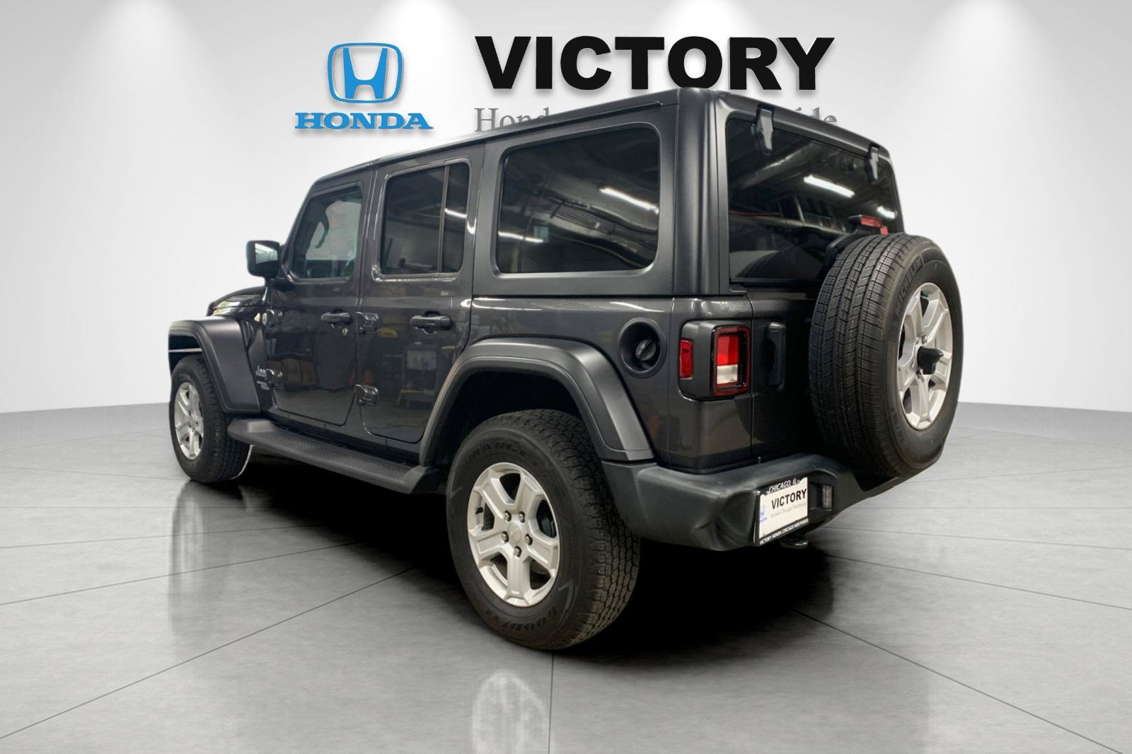 Used 2021 Jeep Wrangler Unlimited Sport AWD/4WD image 4