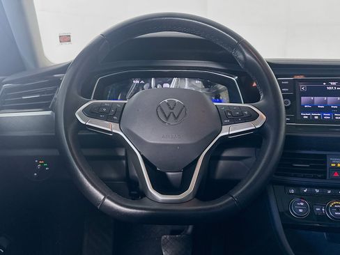 Used 2023 Volkswagen Jetta SE w/ Panoramic Sunroof Package FWD image 18