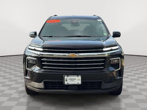 Used 2026 Chevrolet Traverse LT w/ Sun and Wheel Package AWD/4WD image 2