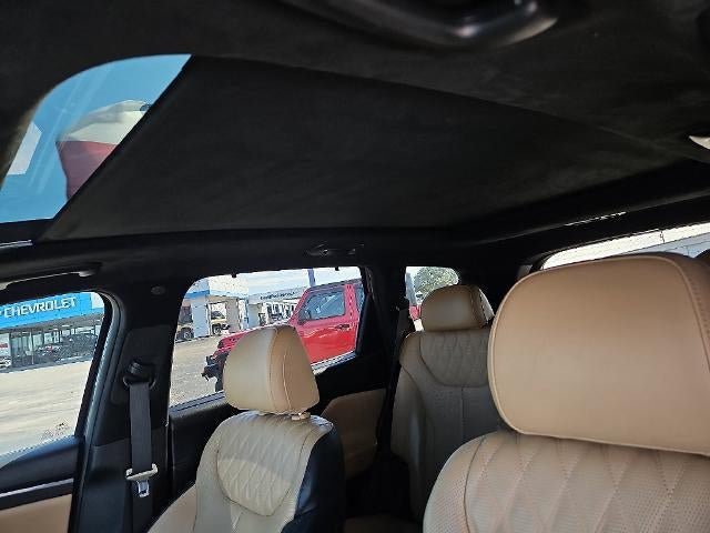 Used 2023 Hyundai Santa Fe Calligraphy FWD image 23