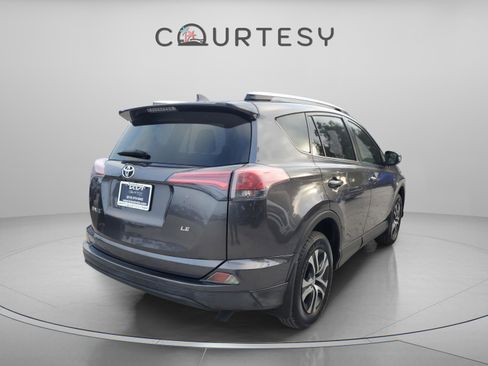 Used 2016 Toyota RAV4 LE image 3