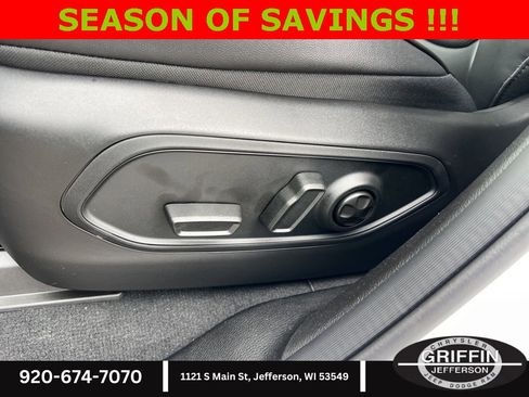 New 2025 Jeep Grand Cherokee Limited w/ Luxury Tech Group II image 20