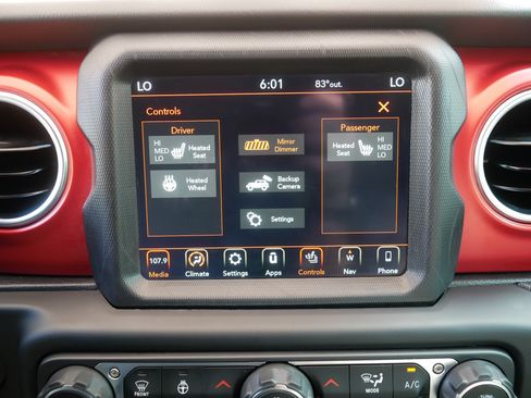 Used 2021 Jeep Wrangler Unlimited Rubicon AWD/4WD image 33