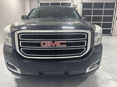 Used 2016 GMC Yukon XL SLT w/ Enhanced Security Package AWD/4WD image 3