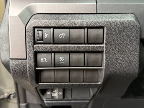 Certified 2025 Toyota Tacoma TRD Sport AWD/4WD image 13