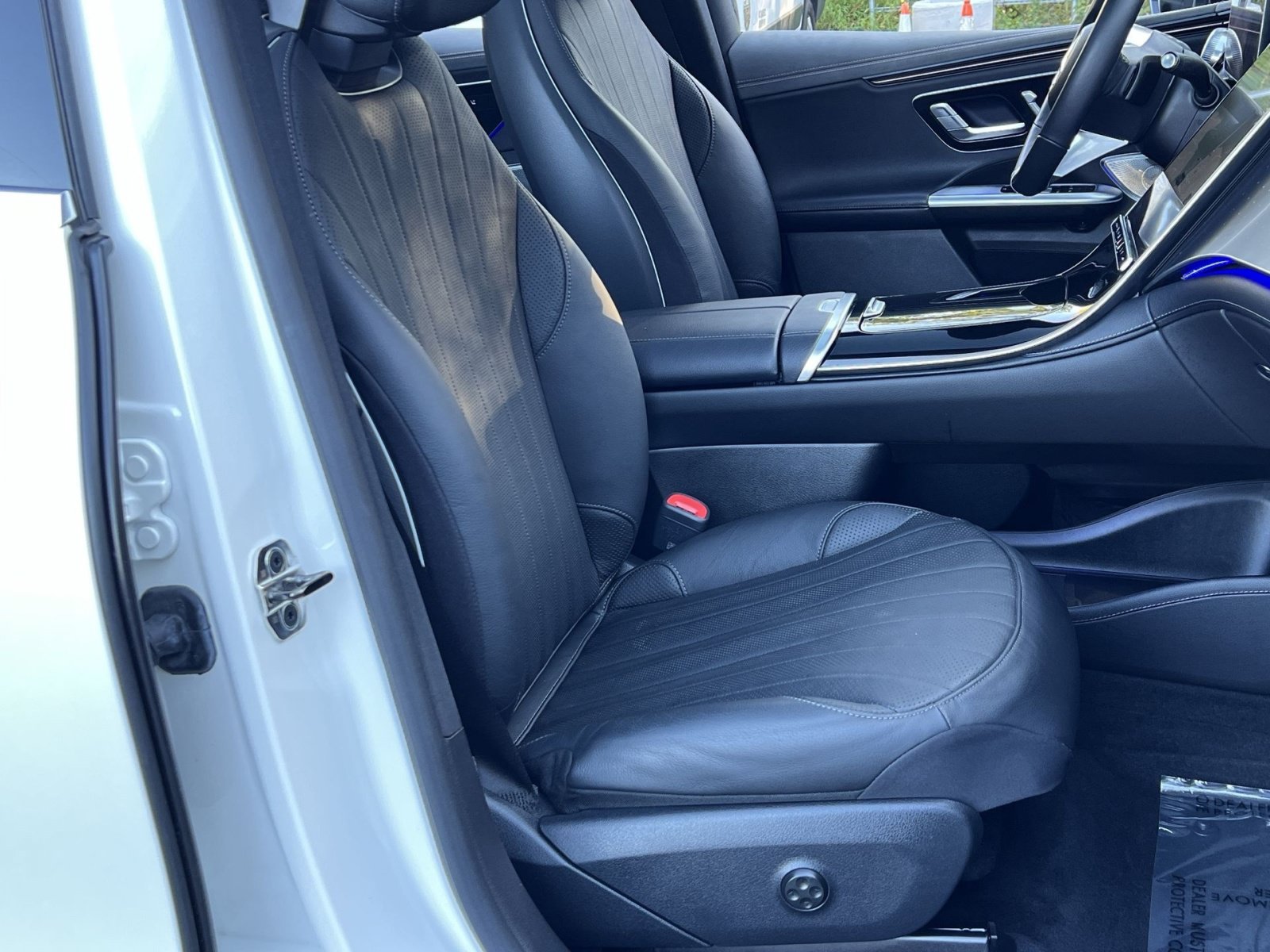 Certified 2023 Mercedes-Benz EQE 500 4MATIC SUV w/ Winter Package image 33