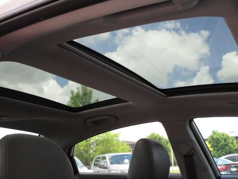 Used 2014 Hyundai Sonata Limited w/ Technology Package 05 image 23