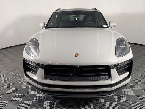 New 2026 Porsche Macan image 10