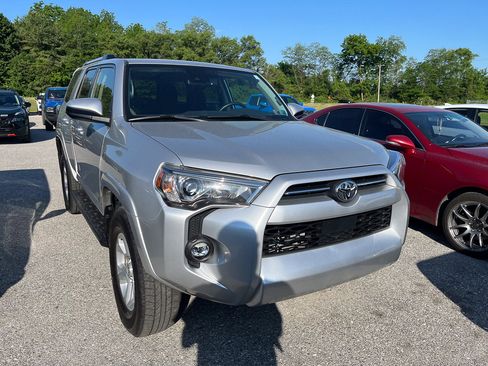 Certified 2023 Toyota 4Runner SR5 AWD/4WD image 1