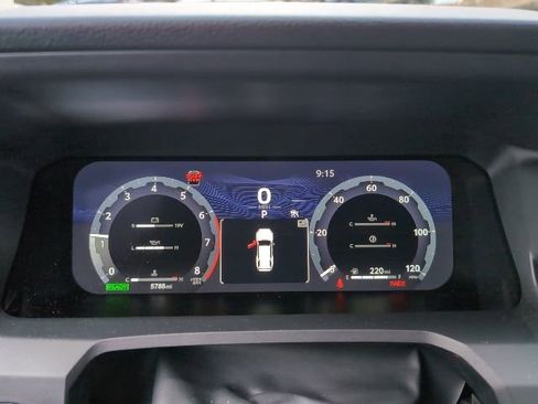 Used 2025 Toyota 4Runner Limited image 14