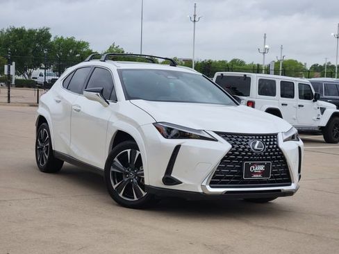 Used 2025 Lexus UX 300h FWD w/ Accessory Package (Z2) image 2